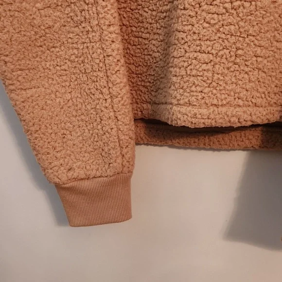 Banana Republic teddy sweater - Picture 3 of 8